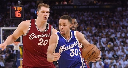 Nba: Golden State vince sempre, anche Cleveland si arrende