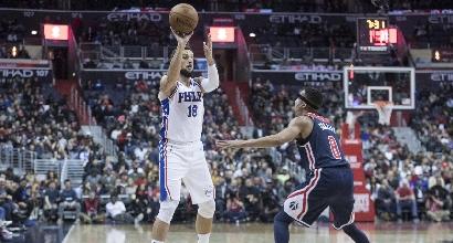 Basket, Nba: Houston ok all'overtime, i Sixers di Belinelli vincono ancora