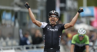 Ciclismo: Cancellara vince il Giro delle Fiandre Ciclismo: Cancellara vince il Giro delle Fiandre