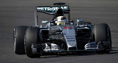 F1, GP Belgio: pole record di Hamilton a Spa. Disastro Ferrari