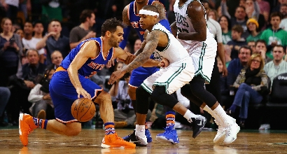 Nba: tutto facile per i Cavs, vola Boston