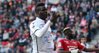 Raiola: "Donnarumma dovrebbe lasciare il Milan, Balotelli può tornare in A"