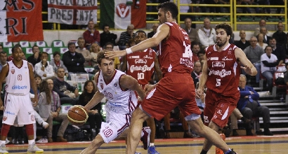 Serie A: White-Bell, Reggio ferma Bologna Serie A: White-Bell, Reggio ferma Bologna