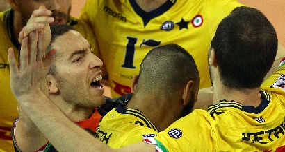 Volley, finale scudetto: Modena schianta Perugia, sua gara-1