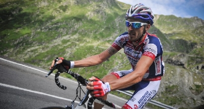 Androni, Foto dal Web
