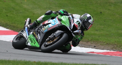 Superbike, Haslam torna in Qatar con la Kawasaki di Pedercini