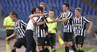 La Juve fa festa dopo il gol, foto Lapresse La Juve fa festa dopo il gol, foto Lapresse