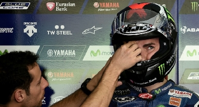 MotoGP: Lorenzo resta senza casco