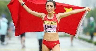 50 km marcia: Rui Liang super, record mondiale