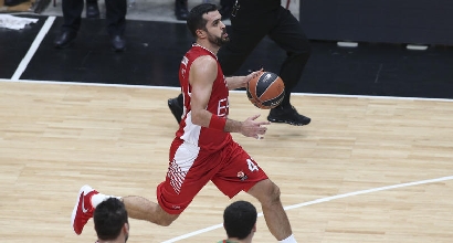 Basket, Serie A: rullo Milano, demolita Avellino