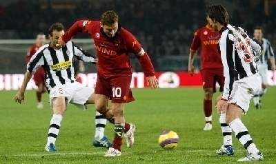 Totti, foto LaPresse Totti, foto LaPresse