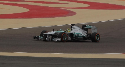 Formula 1, paura per Rosberg: esplode gomma a 320 km/h Formula 1, paura per Rosberg: esplode gomma a 320 km/h