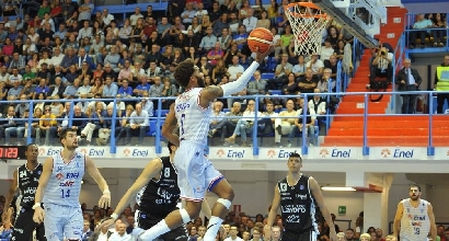 Basket, Serie A: Reggio Emilia fa il bis, impresa Trento