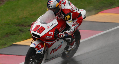 Moto3, Sachsenring: Pawi vince ancora sul bagnato
