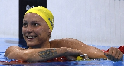 SJOSTROM, SVEZIA AI SUOI PIEDI