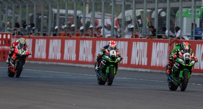 Davies insegue le Kawasaki