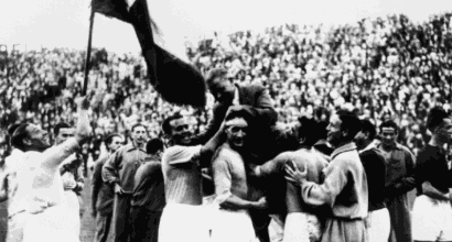 1934: arriva l'azzurro-Italia, è subito leggenda