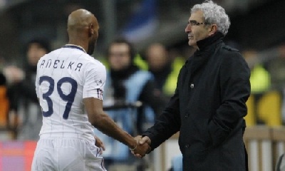 Raymond Domenech e Anelka - LaPresse Raymond Domenech e Anelka - LaPresse