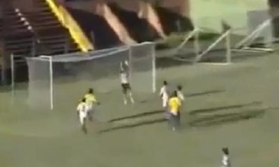 Tiro da 80 metri, portiere goleador Tiro da 80 metri, portiere goleador