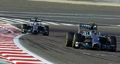 Rosberg davanti a Hamilton (AFP) Rosberg davanti a Hamilton (AFP)