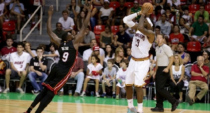 James contro Miami, foto Afp James contro Miami, foto Afp