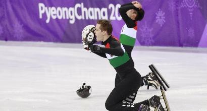 SHORT TRACK, STAFFETTA UOMINI ALL'UNGHERIA: UN ORO STORICO