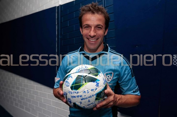 DEL PIERO PORTA A CASA IL PALLONE DEL PIERO PORTA A CASA IL PALLONE