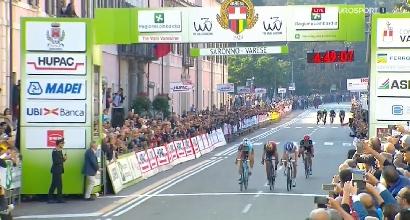 Ciclismo, Tre Valli Varesine: vince Geniez in volata su Pinot e Nibali