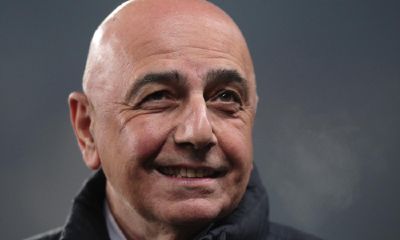 "E' lo scudetto di Berlusconi" "E' lo scudetto di Berlusconi"