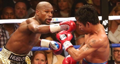 Maywather, la Wbo gli toglie il titolo vinto con Pacquiao