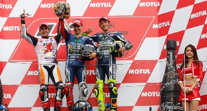 Lorenzo e Rossi podio MotoGP.com, Foto Ufficio Stampa Lorenzo e Rossi podio MotoGP.com, Foto Ufficio Stampa