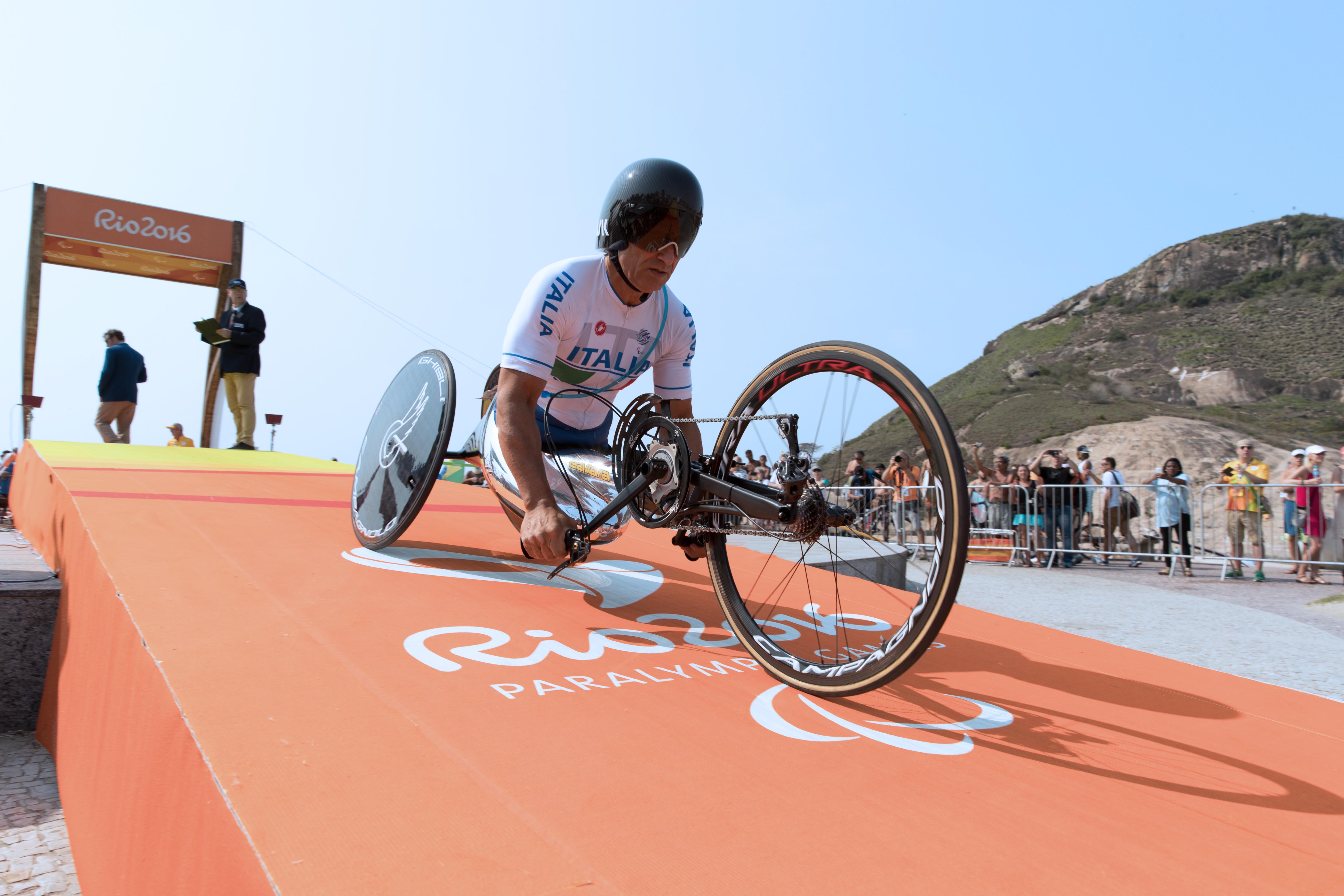 paralimpiadi-2016-handbike-zanardi-vince-l-oro-le-foto-foto