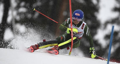 Sci, slalom Aare: oro per Mikaela Shiffrin, che riscrive la storia