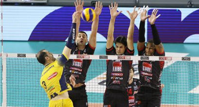 SuperLega, la Lube batte a fatica Verona