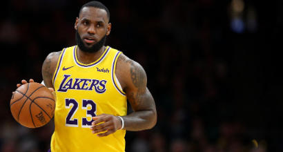 Nba: gli Spurs di Belinelli passano a Memphis, i Lakers ancora sconfitti
