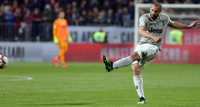 Dobbiamo fare un regalo a capitan Chiellini