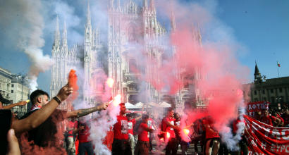 Europa League, il Milan ai tifosi: "Non prendete mezzi e non vestitevi di rossonero"