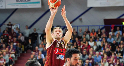 Basket, Serie A: Venezia rimonta Cantù, Cremona resta in scia