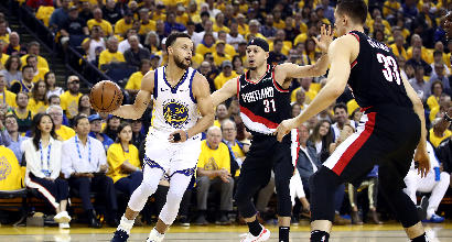 Nba, playoff: tutto facile per Golden State in gara-1 anche senza Durant