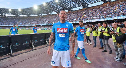 Napoli, il papà di Hamsik rassicura i tifosi: "Rispetterà il contratto"