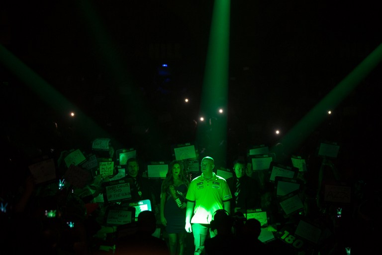 Premier League Darts: Michael Van Gerwen Wins In Glasgow After Luke Littler Is Beaten In Thriller - Foto 8
