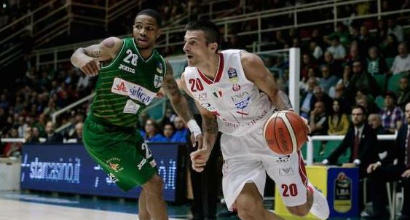 Basket, Serie A playoff: Milano sopravvive a Avellino e si porta sul 2-2