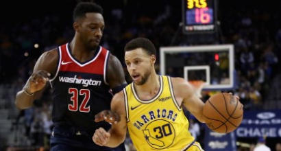 Basket, Nba: un pazzesco Curry da 51 punti, prima vittoria di James coi Lakers