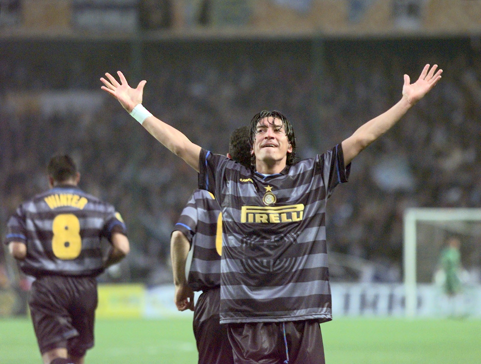 Maillot INTER Domicile 1998 1999 IVAN ZAMORANO 1+8