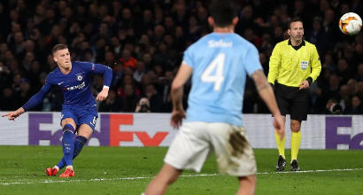 Che stangata della Fifa al Chelsea: e per Sarri aumentano i problemi Che stangata della Fifa al Chelsea: e per Sarri aumentano i problemi