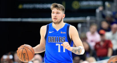 Nba: i Lakers di LeBron travolti a Philadelphia, i Big Three trascinano Golden State