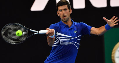Australian Open, Djokovic e Zverev al 2° turno. Halep avanti col brivido