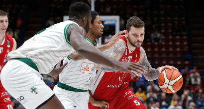 Basket, Serie A playoff: Milano pareggia i conti con Avellino, Sassari sul 2-0