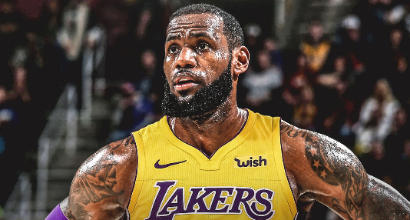 Nba, LeBron James sarà il protagonista di Space Jam 2