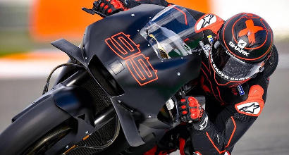 MotoGP, Lorenzo va al pronto soccorso: frattura dello scafoide